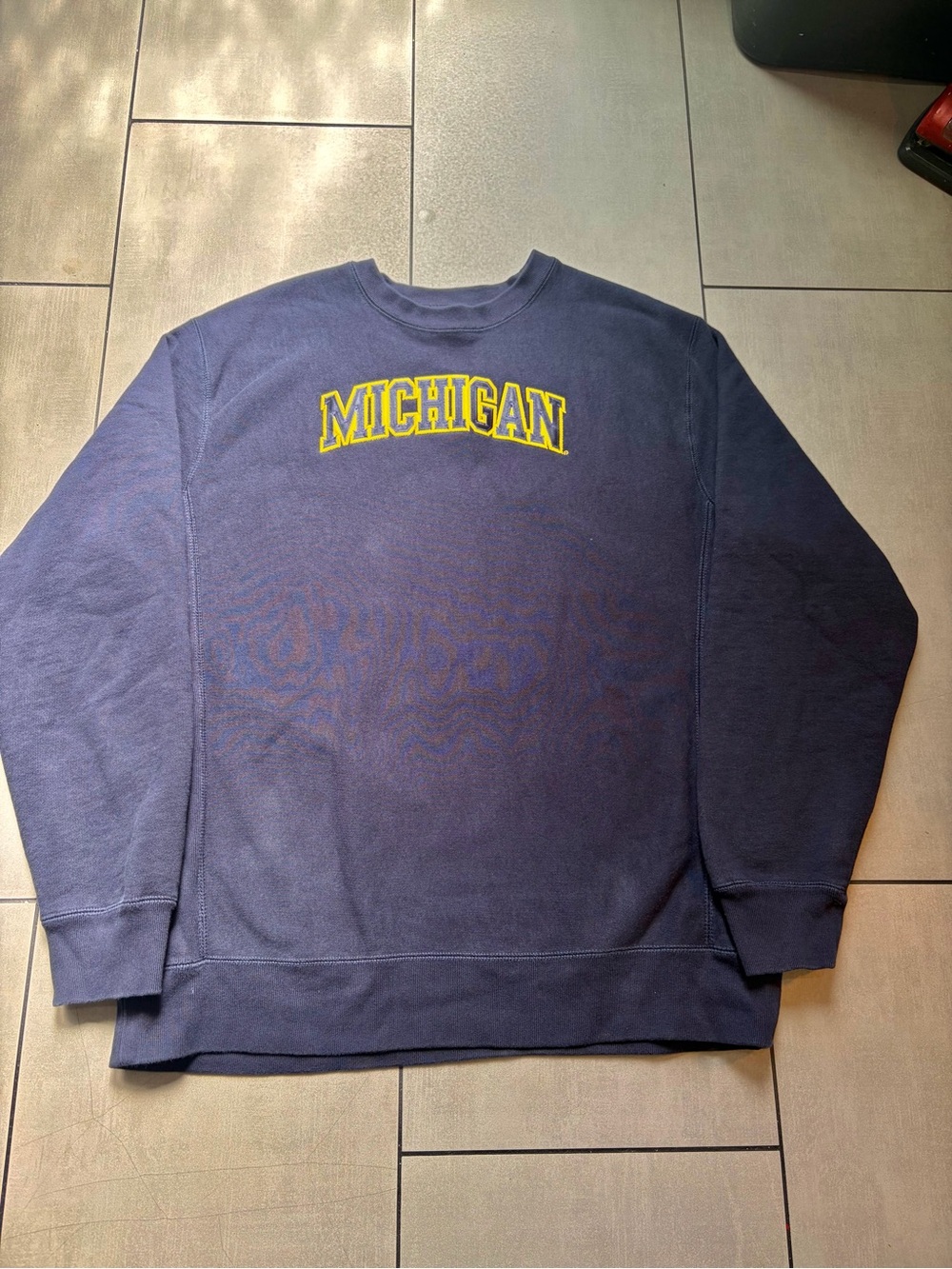 Vintage Michigan Navy Crewneck Sweatshirt - Classic Collegiate Style